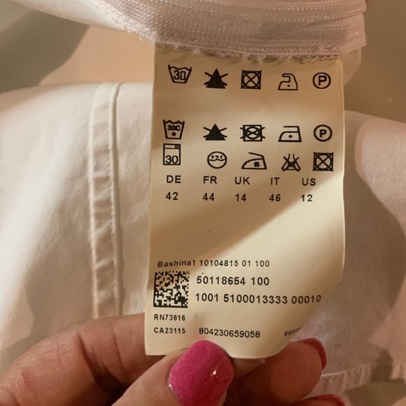 BOSS SESY, CUTE, BEAUTIFUL, FLATTERING BLOSE - Picture 9 of 16